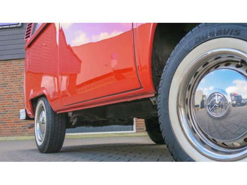 Volkswagen Transporter T2 Westfalia Madrid photo: 16