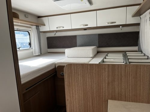 Carado T 338 Teilintegriert | Automatik | 2x Klimaanlage | Markise | R&uuml;ckfahrkamera Foto: 10