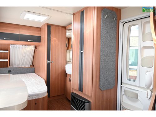 Hobby De Luxe 460UFe photo: 10