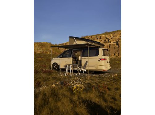 Volkswagen California Ocean 1.5 eHybrid 180 kW / 245 PK DSG 4Motion Facelift attendu en novembre photo : 5