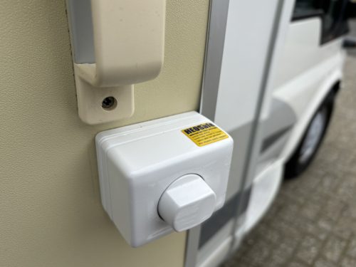 Dethleffs Fortero 5975 QUERBETT KLIMAANLAGE ANH&Auml;NGERKUPPLUNG Foto: 17
