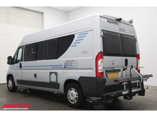 Adria Twin 2.3 M. Jet Querbett Mittelk&uuml;che L&auml;ngssitzgruppe Klima Klimaanlage Foto: 3
