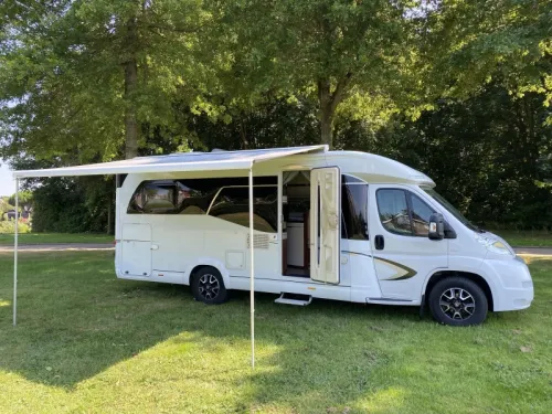 Hobby Premium Drive 70 GE Ausgezeichnet gepflegt Foto: 5
