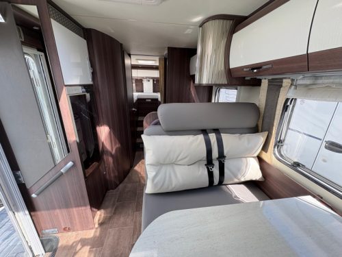 B&uuml;rstner Nexxo 728 T Single-beds/2015/Euro-5 photo: 18