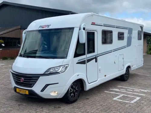 Pilote Essentiel G 740 Single beds + pop-top roof photo: 2