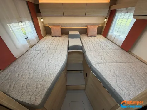 Rapido 666 F Single beds | Automatic photo: 13