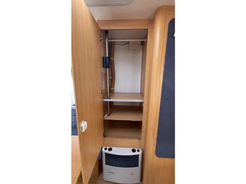 Knaus Sudwind 500 EU lits jumeaux d&icirc;nette photo : 4