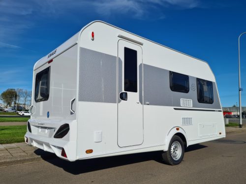 Knaus Sport 420 QD photo: 1