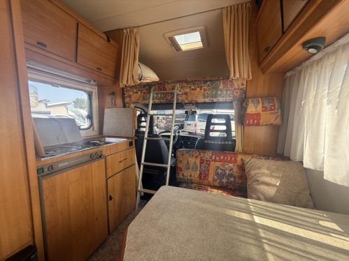 Hymer swing 2.5 in very neat condition overhead bed sofa bed awning bike rack cruise ctr timing belt replaced at 156 dkm 8-24 MOT until 05-06-27 photo: 17
