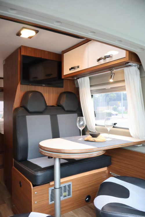 Globecar Campscout B photo: 11