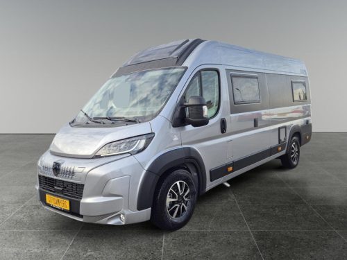 Bravia Mobil SWAN 636 180HP Automatic FullOption photo: 3