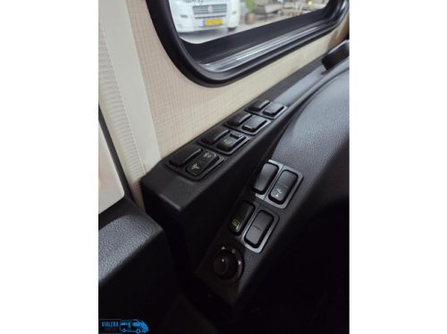 Hymer BMC-I 680 *170hp Automatic* Leveling System* Fully loaded options photo: 12