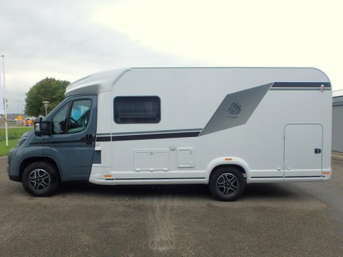 Knaus L!ve Ti 650 MEG Camper Rental Offer photo: 4