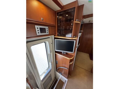 Concorde Charisma 890M photo: 15