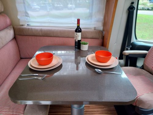 Adria Matrix M 670 SC 5 seatbelts, solar and TV photo: 3