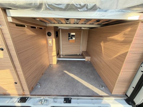 NEW p&ouml;ssl Roadcamp R 540 AUTOMATIC / ADAPTIVE CRUISE CONTROL / PARKING SENSORS 360 / BLIND SPOT DETECTION / ALLSEASONS / 10'' NAVI photo: 16
