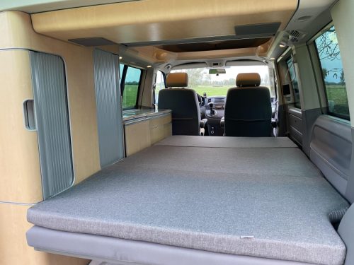 Volkswagen T5 California Polyroof | DSG Automaat Foto: 17