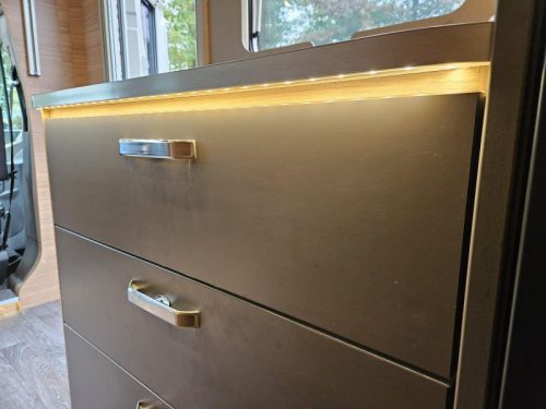 Weinsberg CaraSuite 650 MEG photo: 12