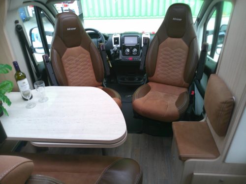 B&uuml;rstner Travel Van 620 Kompaktes Wohnmobil Foto: 1