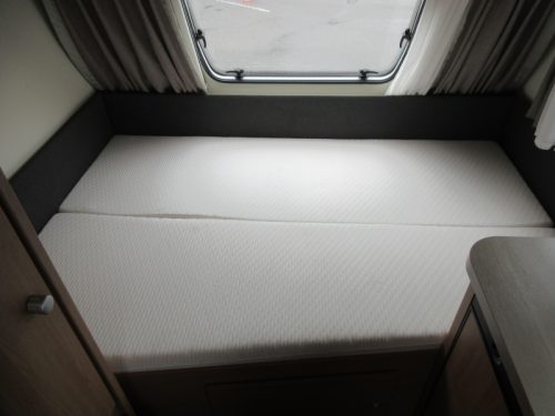 Knaus Sport 400 QD COMPACT, AWNING, ANNEX photo: 4