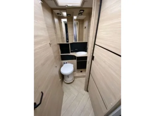 Chausson 777 Premium Etappe Line 8 speed auto. photo: 14