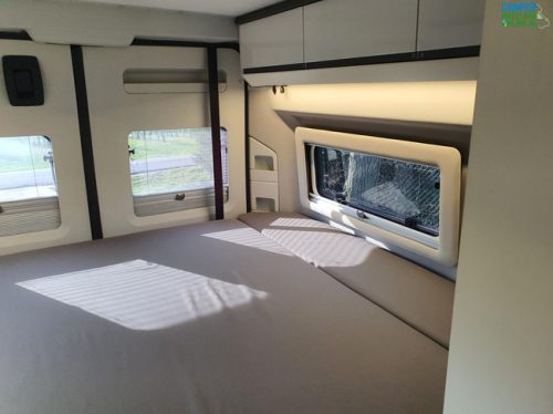 Adria Twin Supreme 640SGX photo: 12