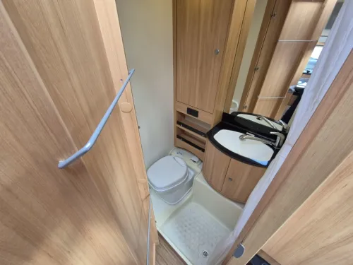 Dethleffs Camper Style 430 DB MOVER - Awning - L photo: 16
