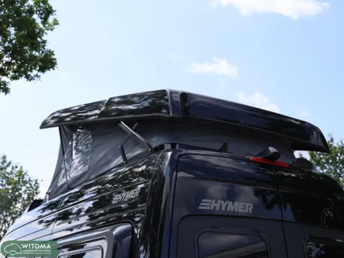 Hymer Grand Canyon S 600 4x4 Birthday = treats photo: 6