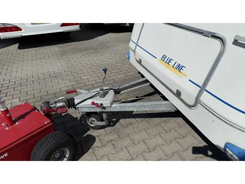 Knaus Blue Line 450 TF Franz&ouml;sisches Bett Rundsitzgruppe Toilette Foto: 15