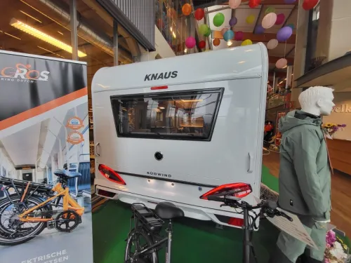 Knaus Sudwind 60 Years 450 FU super complete from factory photo: 5