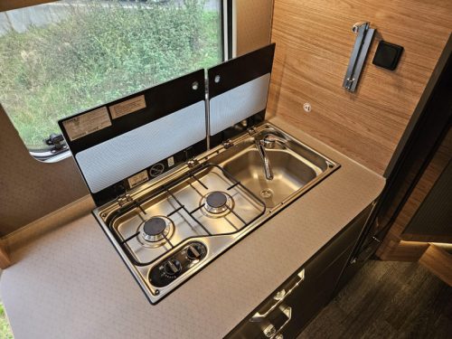 Weinsberg CaraSuite 650 MEG photo: 10