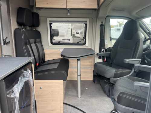 Dethleffs Globetrail 600 DS - Automaat - Modeljaar 27  foto: 3