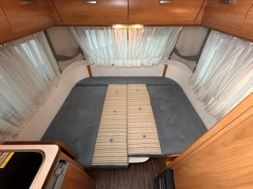 Eriba Touring Triton 430 photo: 4