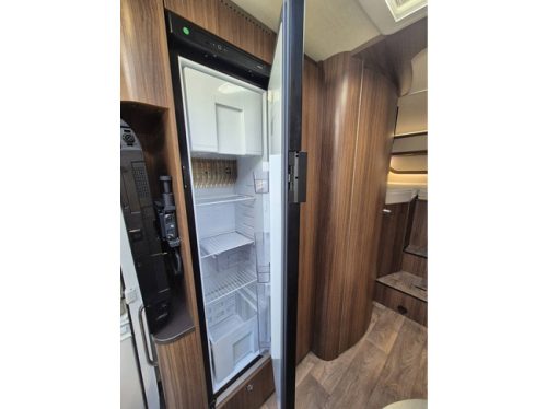 Hymer ML-T 620 163 HP AUTOMATIC 45,588 KM 4400 KG FULLY LOADED 12 MONTHS WARRANTY MERCEDES SPRINTER 416 CDI SINGLE BEDS SOLAR 18 INCH ALLOY WHEELS photo: 15