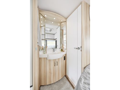 Hobby De Luxe 460 UFE Foto: 12