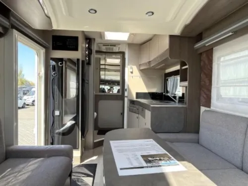 Chausson Titanium Premium 640 Kingsize Hubdach Foto: 8