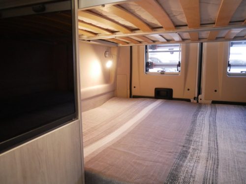 ROLLER Team Livingstone 5, 6 Meter Van conversion, Bunk bed!! photo: 17
