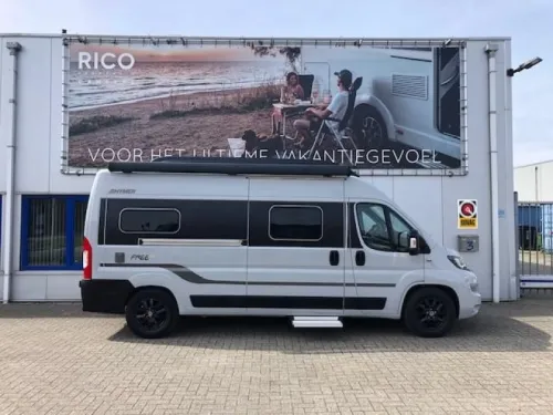 Hymer Free 600 Automaat Foto: 2