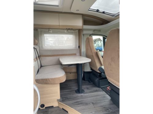 LMC Cruiser T 662 T young used photo: 10