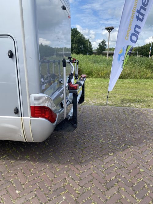 Hymer T 674 SL  2.3  MultiJet 160 HP,  Semi-integrated,  2  Single beds,  Engine air conditioning, Aut. dish    etc. Year of manufacture 2011 Camper Centrum On the Road at the Noorderringweg 4 in Marum. photo: 24