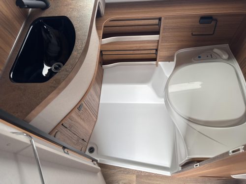 Eriba Touring 530 Legend Hampton silber Foto: 7