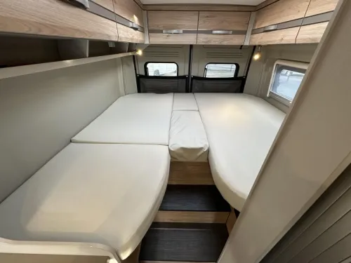 Dethleffs Globetrail Advantage 640 ES Busbiker  foto: 11