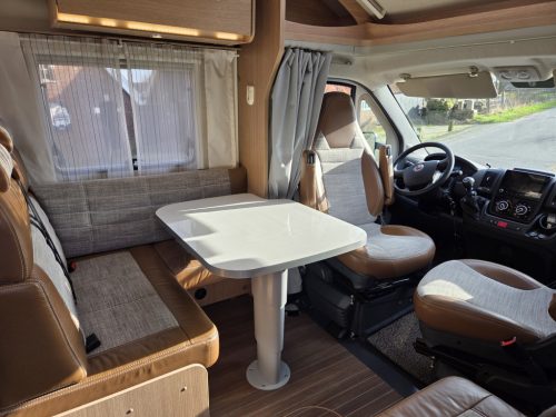 Sunlight T69i 2018 Fiat 150 hp Queensbed photo: 24