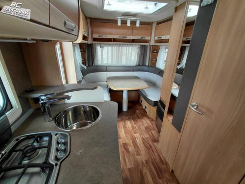 Knaus Sudwind 500 EU - SINGLE BEDS - ROUND SEATING photo: 10