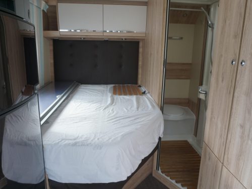 Eura Mobil Integra Line 675 SB AUT/160PS/SOLAR/LITH Foto: 9