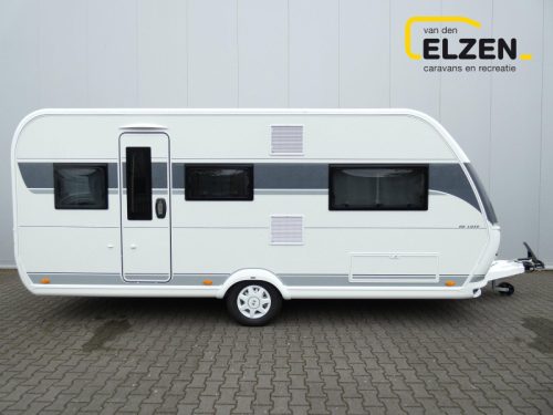 Hobby De Luxe 495 UL White Edition Special Package photo: 2