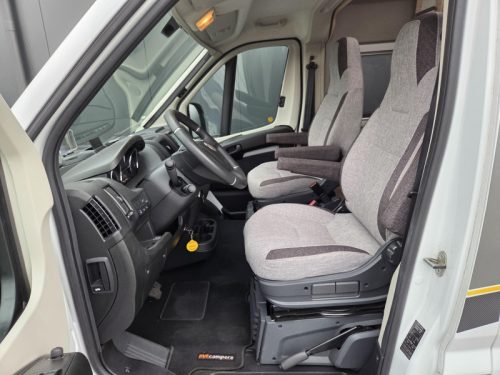 Knaus BoxStar Lifetime 600 ME Busbiker Camas individuales foto: 6
