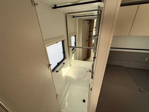 Adria Adora 522 UP FREE AIR CONDITIONING photo: 13