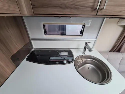 Kabe Ametist 560 GLE B2 Foto: 10