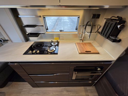 Adria Alpina 583 UL Foto: 10
